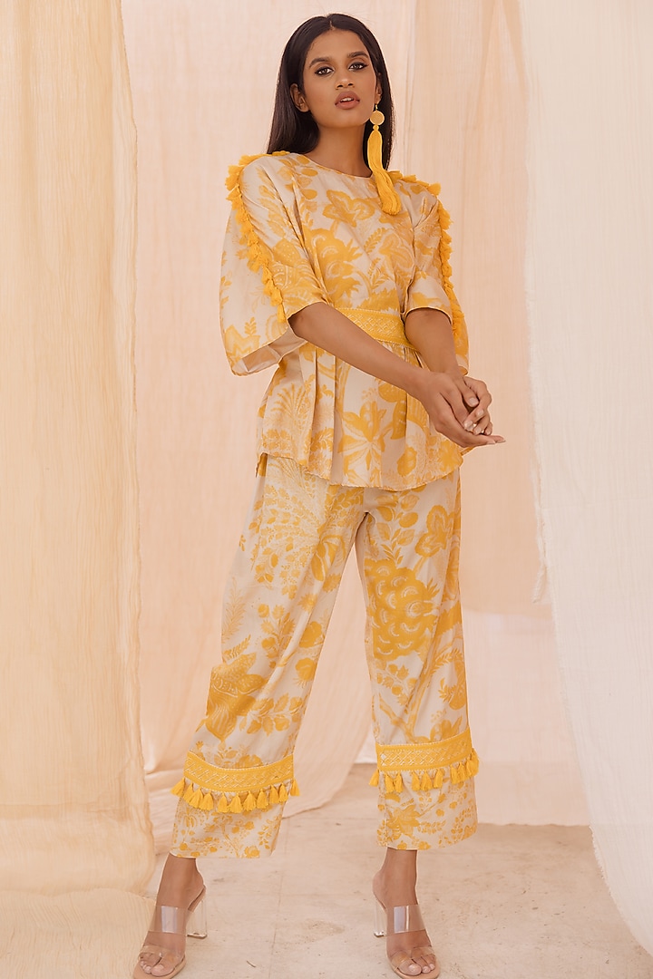 Yellow Cotton Satin Printed Co-Ord Set by Pooja & Keyur at Pernia's Pop Up Shop