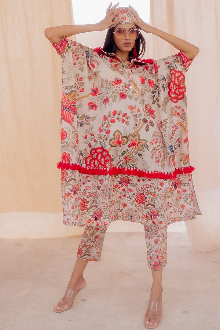 Multi-Colored Printed Kaftan Set by Pooja & Keyur at Pernia's Pop Up Shop