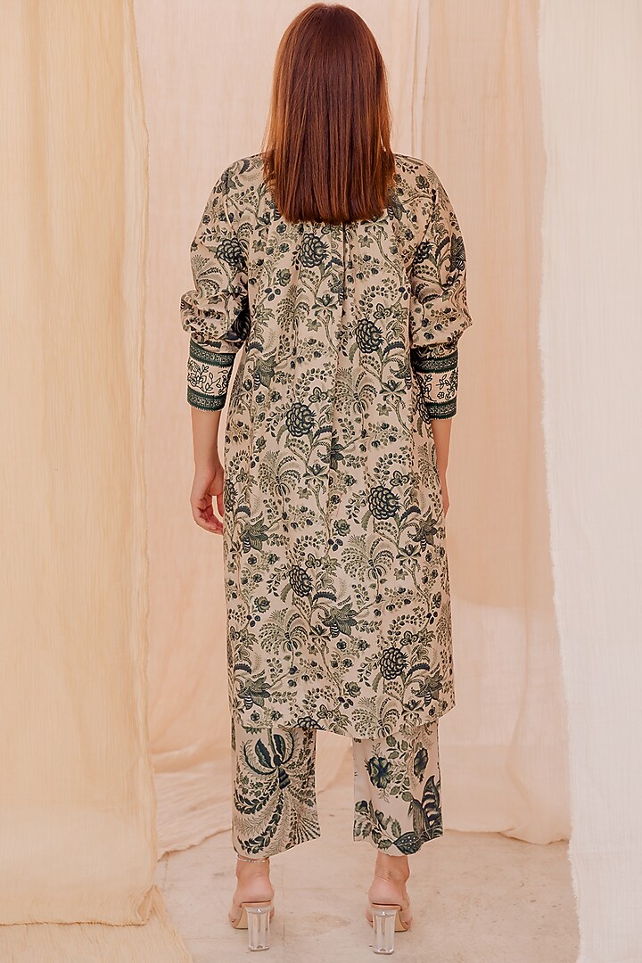 Green Printed Kurta Set by Pooja & Keyur at Pernia's Pop Up Shop