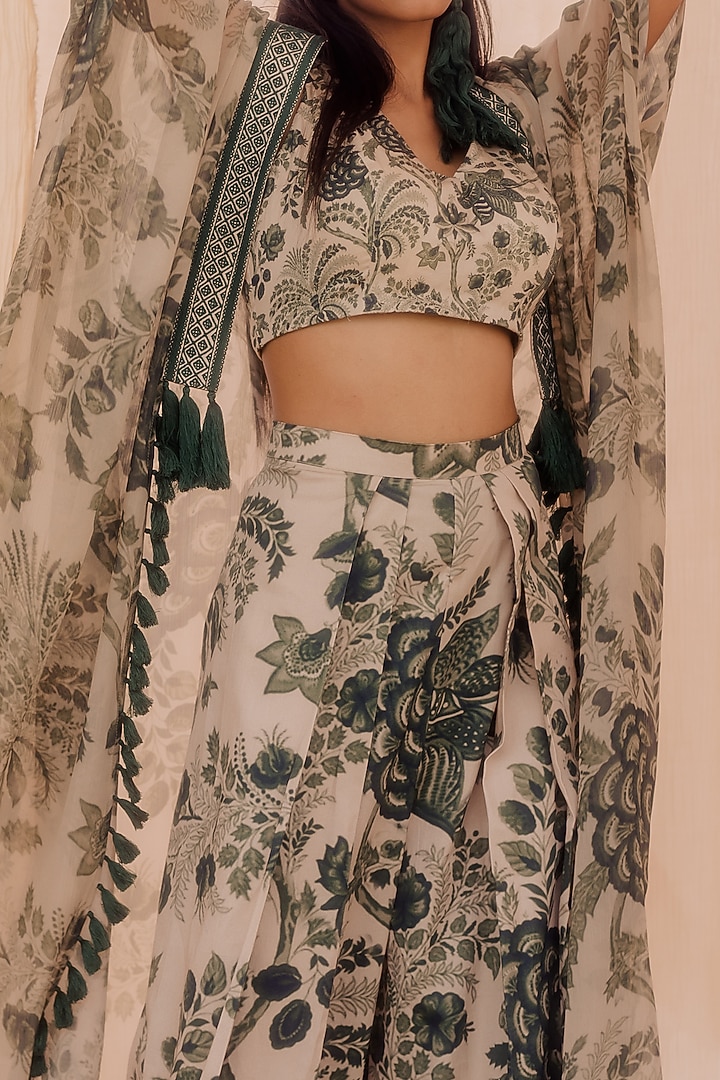 Green Chiffon Printed Jacket Set by Pooja & Keyur at Pernia's Pop Up Shop