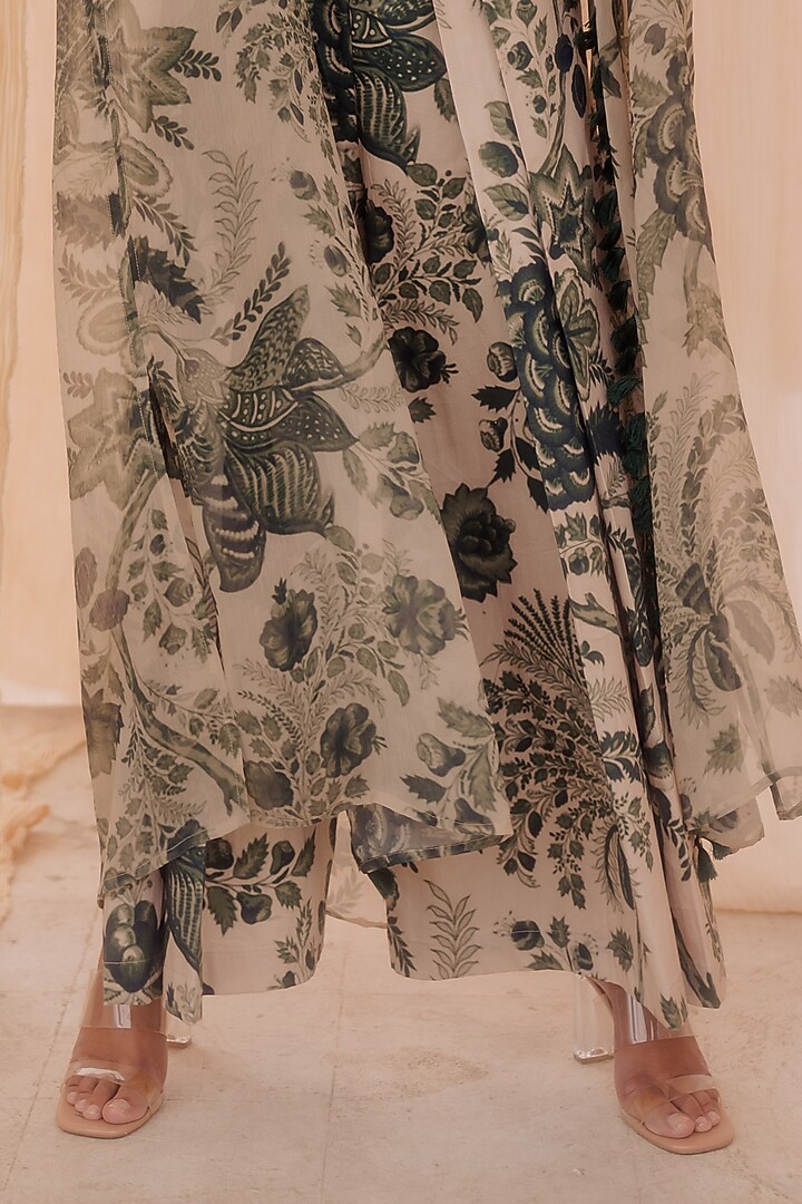 Green Chiffon Printed Jacket Set by Pooja & Keyur at Pernia's Pop Up Shop