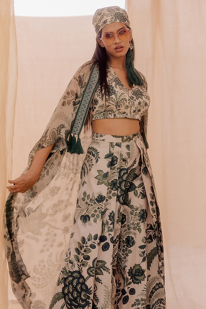 Green Chiffon Printed Jacket Set by Pooja & Keyur at Pernia's Pop Up Shop