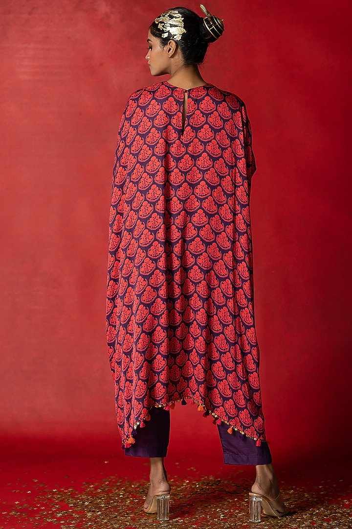 Purple Embroidered Kaftan Set by Pooja & Keyur at Pernia's Pop Up Shop
