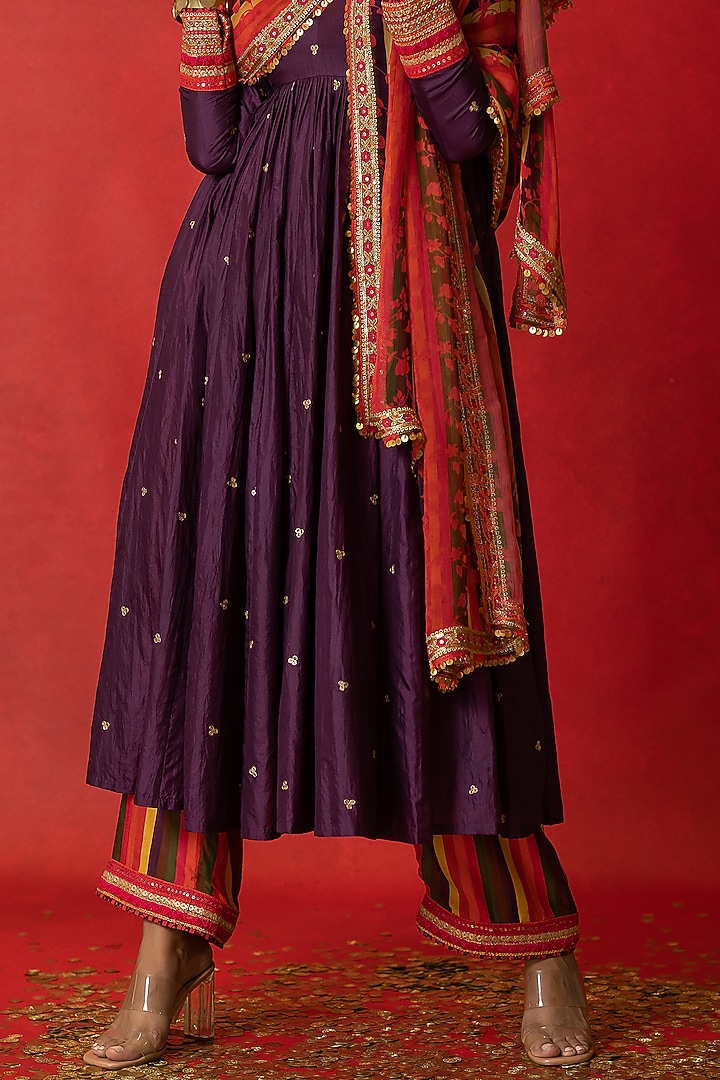 Purple Printed Wedding Anarkali Set by Pooja & Keyur at Pernia's Pop Up Shop