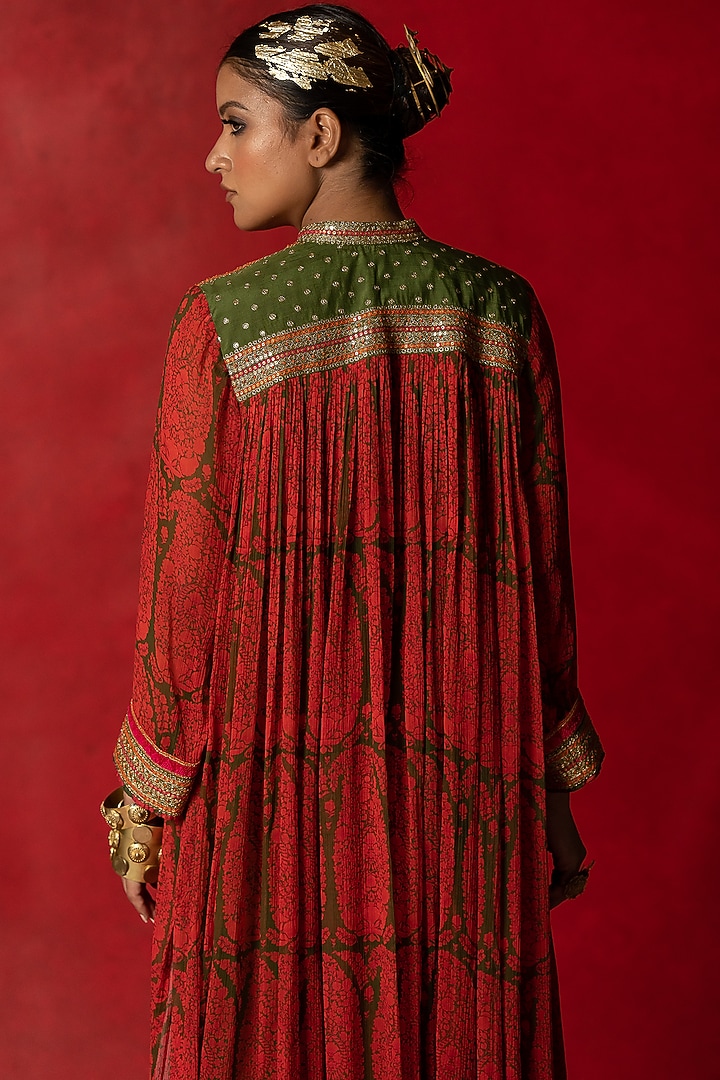 Olive Green Printed Kurta Set by Pooja & Keyur at Pernia's Pop Up Shop
