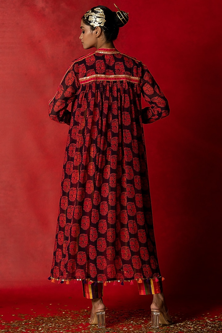 Purple Printed Organza Printed Overlay Jacket Set by Pooja & Keyur at Pernia's Pop Up Shop