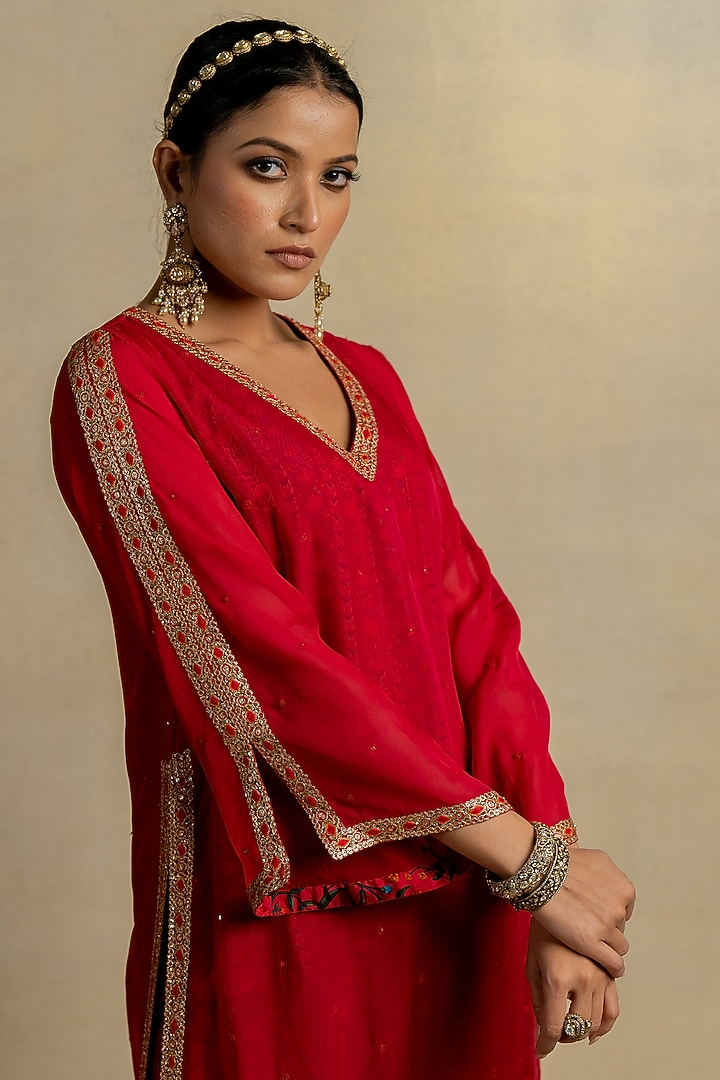 Rani Pink Organza Aari Embroidered Kurta Set by Pooja & Keyur at Pernia's Pop Up Shop