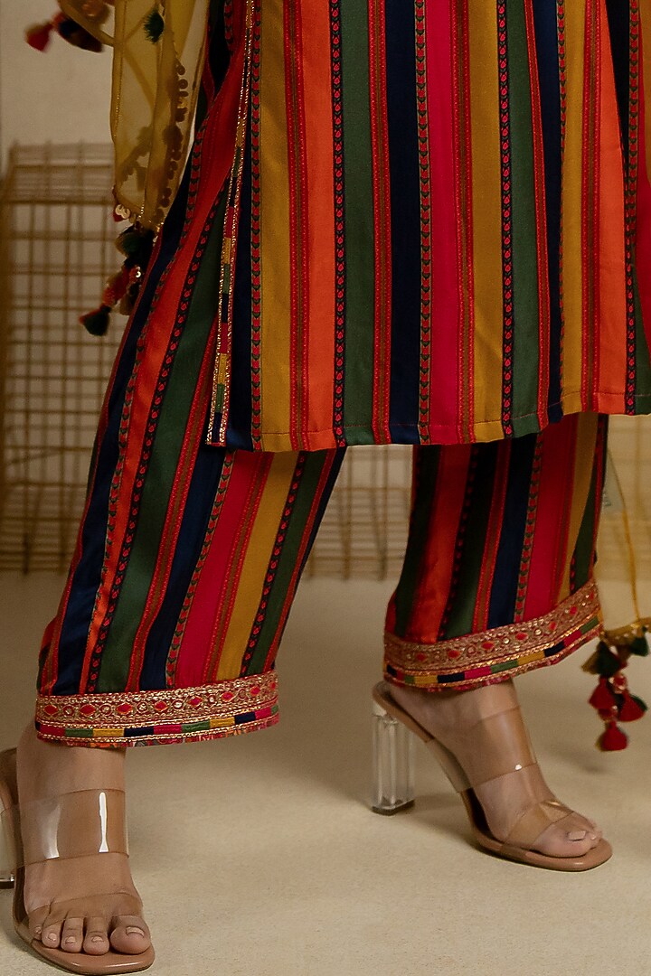 Multi-Colored Satin Aari Embroidered Kurta Set by Pooja & Keyur at Pernia's Pop Up Shop