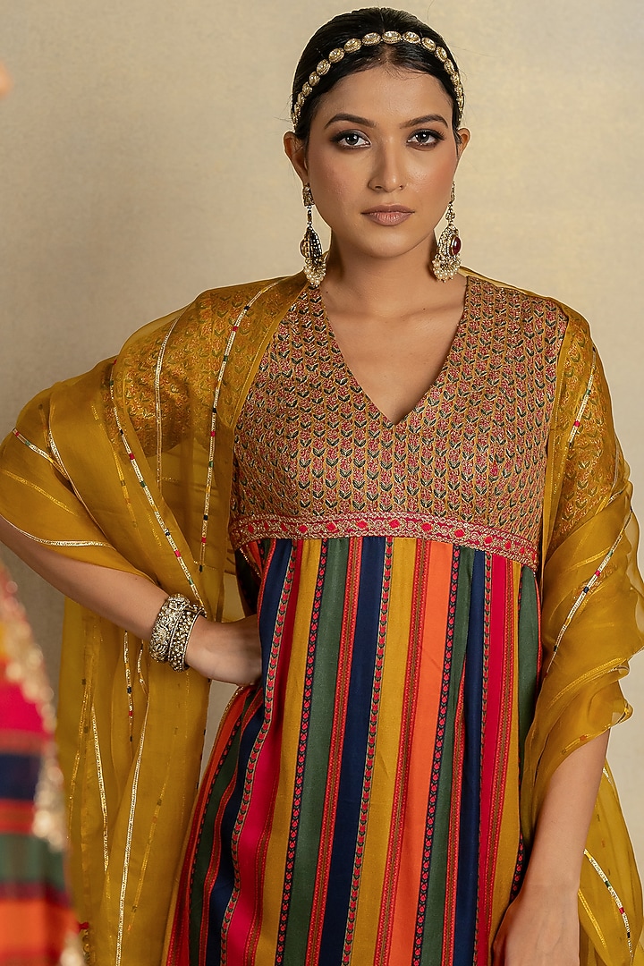Multi-Colored Satin Aari Embroidered Kurta Set by Pooja & Keyur at Pernia's Pop Up Shop