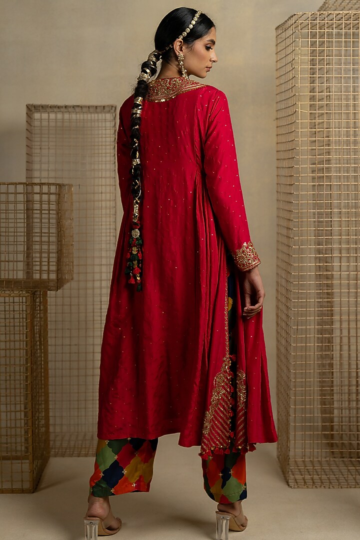 Red Silk Aari Embroidered Wedding Anarkali Set by Pooja & Keyur at Pernia's Pop Up Shop