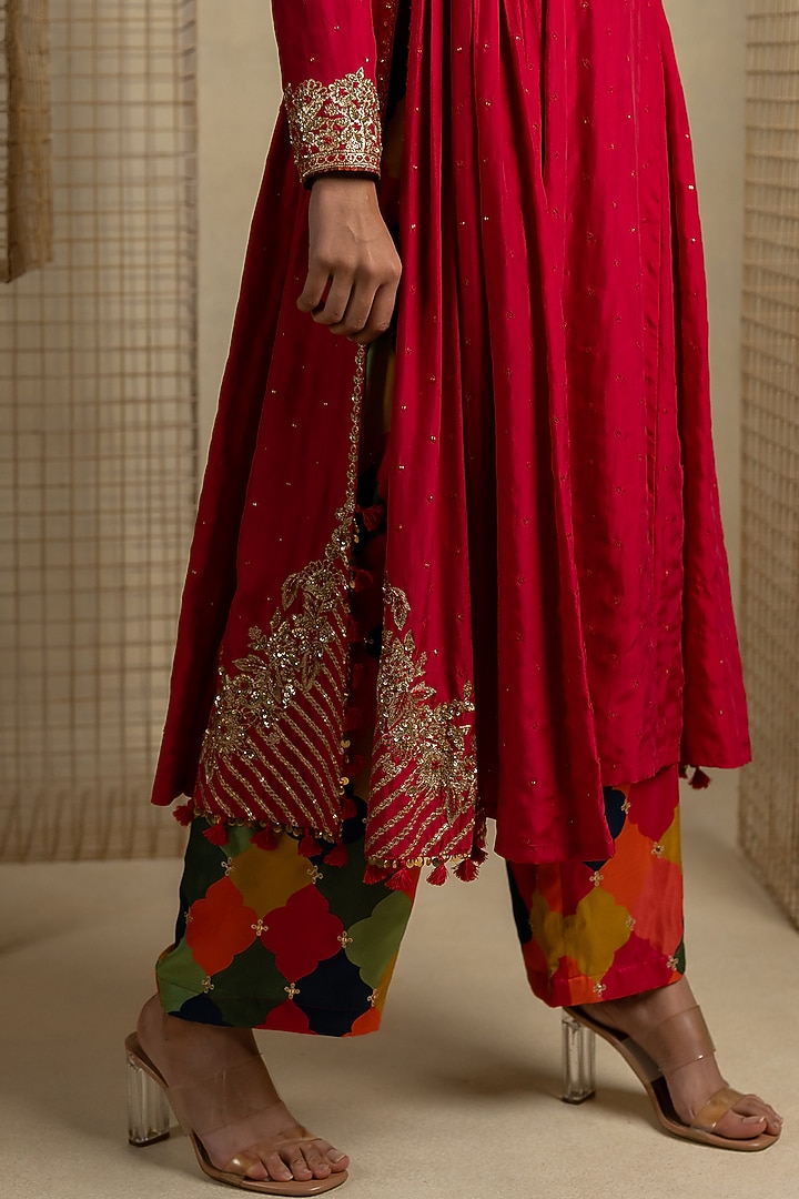 Red Silk Aari Embroidered Wedding Anarkali Set by Pooja & Keyur at Pernia's Pop Up Shop