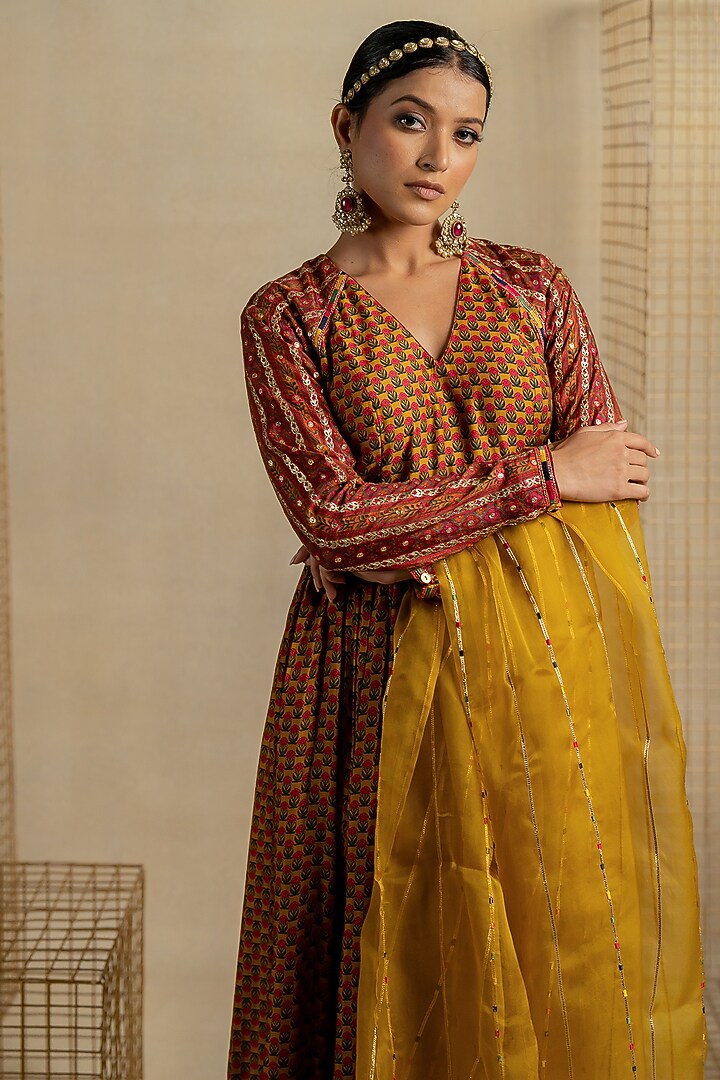 Beige Cotton Silk Aari Embroidered Wedding Anarkali Set by Pooja & Keyur at Pernia's Pop Up Shop