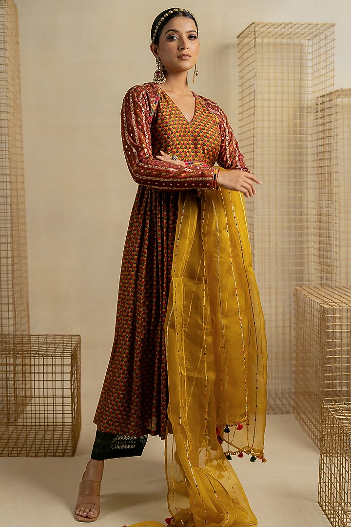 Beige Cotton Silk Aari Embroidered Wedding Anarkali Set by Pooja & Keyur at Pernia's Pop Up Shop