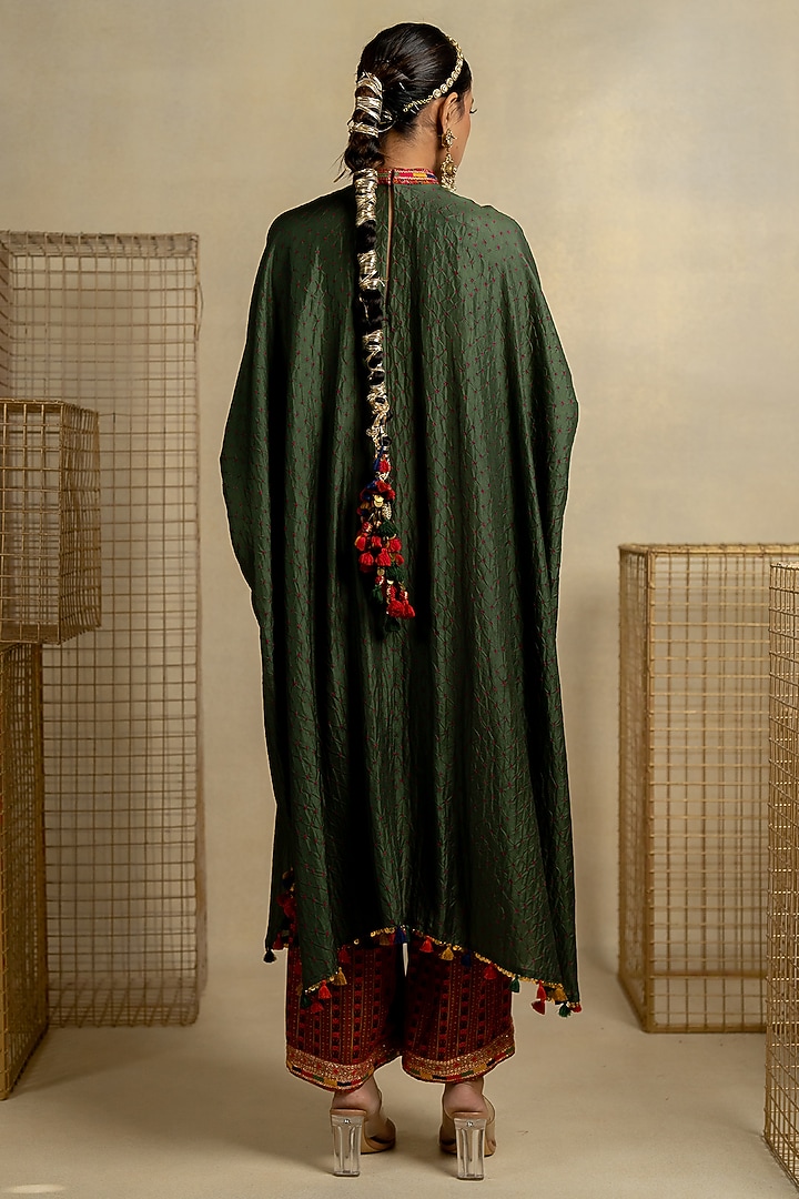 Mehendi Green Silk Aari Embroidered Kaftan Set by Pooja & Keyur at Pernia's Pop Up Shop