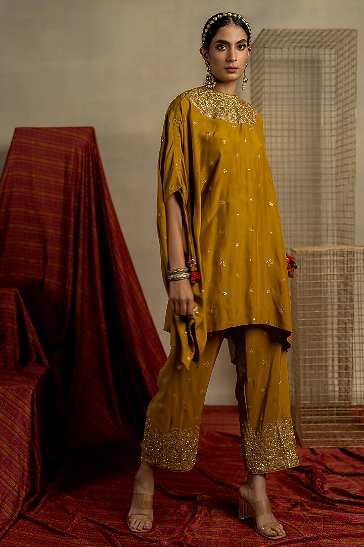 Yellow Silk Aari Embroidered Short Kaftan Set by Pooja & Keyur at Pernia's Pop Up Shop