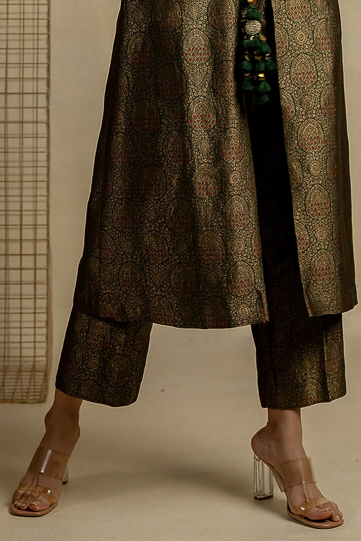 Mehendi Green Brocade Aari Embroidered Jacket Set by Pooja & Keyur at Pernia's Pop Up Shop