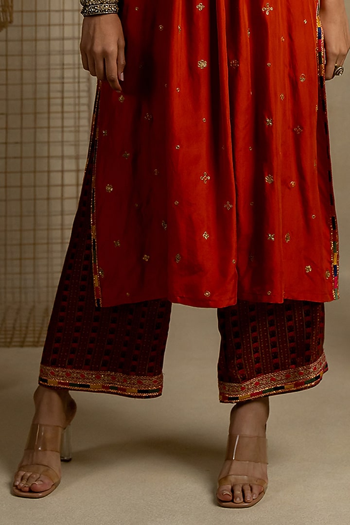 Orange Silk Aari Embroidered Kurta Set by Pooja & Keyur at Pernia's Pop Up Shop