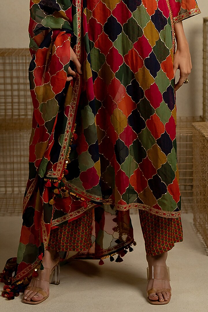 Multi-Colored Organza Aari Embroidered Kurta Set by Pooja & Keyur at Pernia's Pop Up Shop