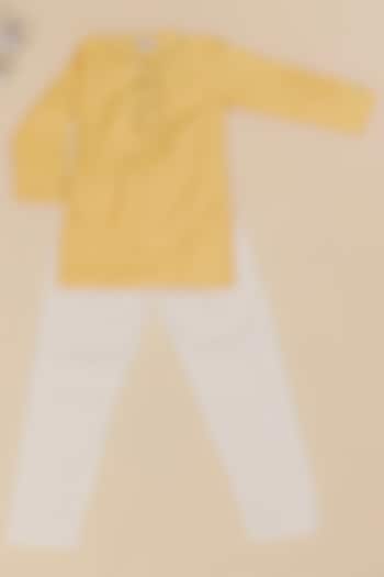 Yellow Cotton Satin Mirror Embroidered Kurta Set For Boys by Pole Taara at Pernia's Pop Up Shop