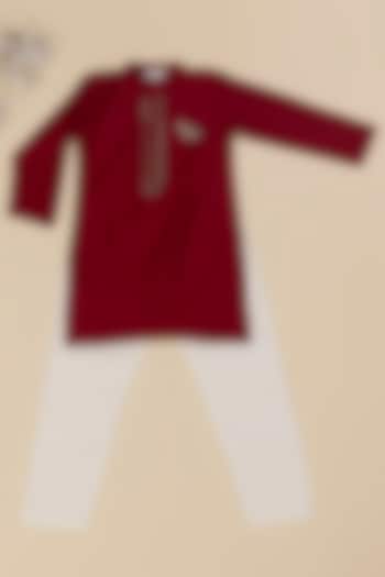 Red Cotton Satin Resham Knot Work Kurta Set For Boys by Pole Taara at Pernia's Pop Up Shop