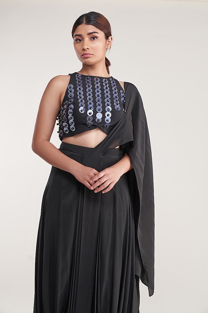 Black Pure Natural Crepe Pre-Stitched Dhoti Party Wear Saree Set by Pooja Bagaria at Pernia's Pop Up Shop