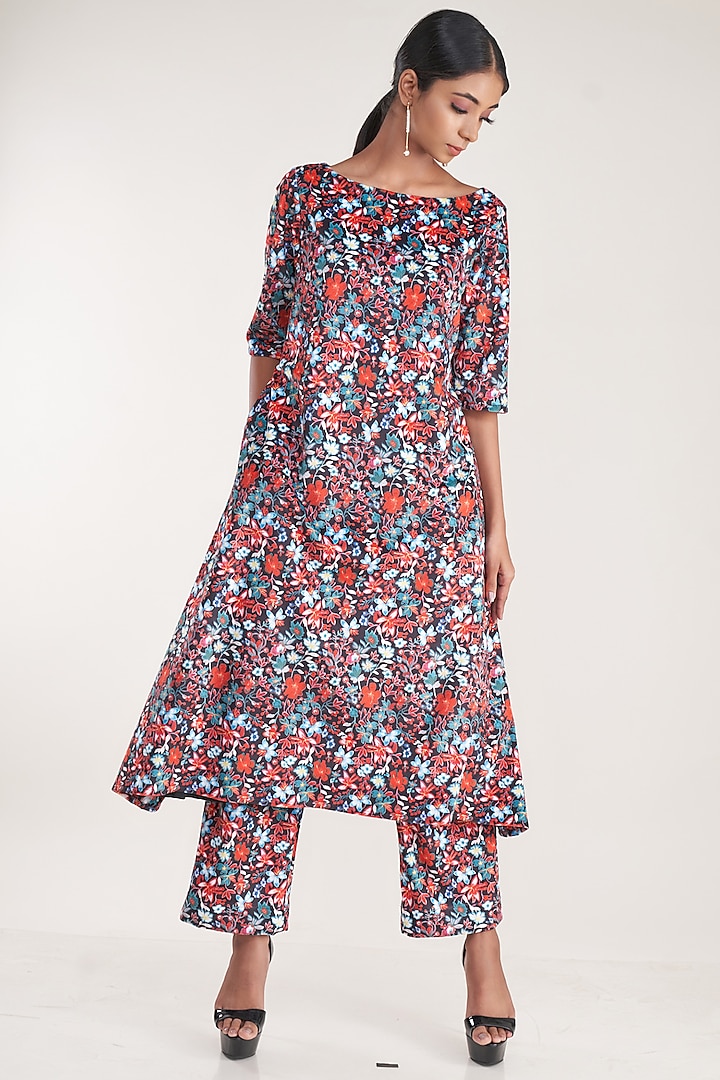 Black Vegan Silk Suede Printed Kurta Set by Pooja Bagaria