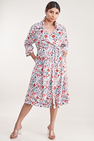 White Vegan Silk Suede Printed Trench Coat by Pooja Bagaria