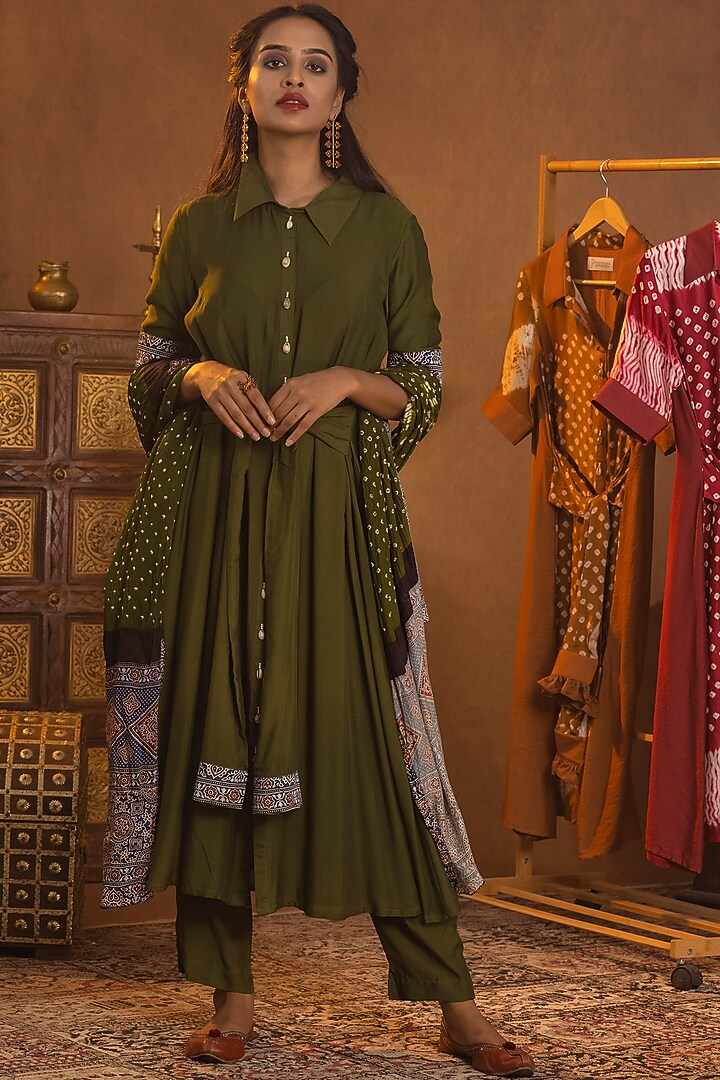 Olive Green Shirt Tunic Set With Ajrakh Dupatta by Pooja Bagaria at Pernia's Pop Up Shop