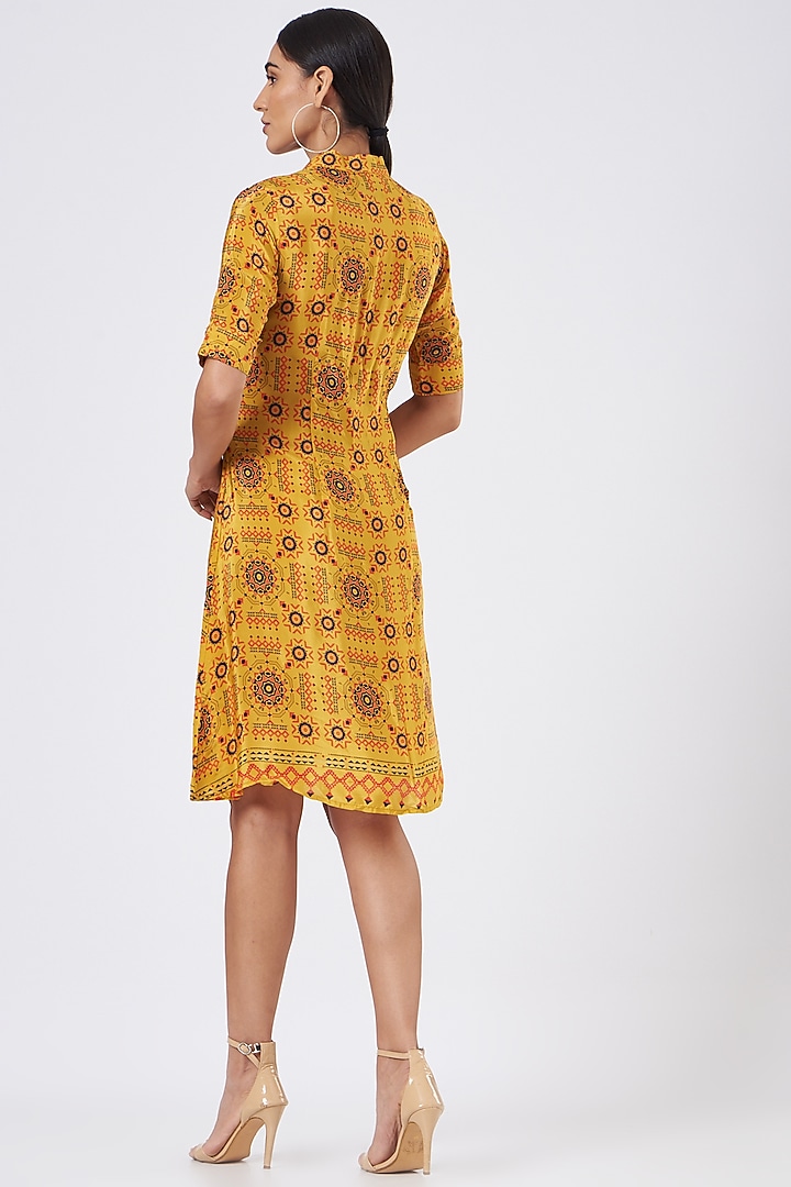Yellow Printed Tunic by Pooja Bagaria at Pernia's Pop Up Shop