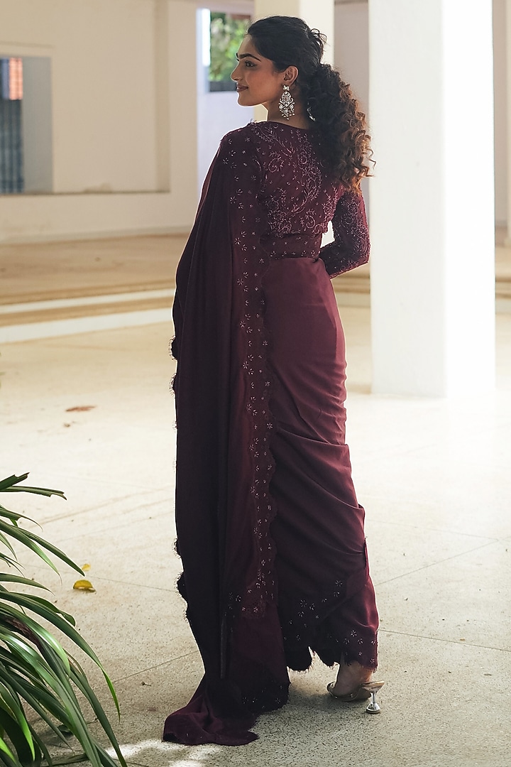 Burgundy Satin Embroidered Wedding Saree Set by Pooja Bagaria at Pernia's Pop Up Shop