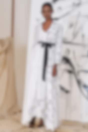 White Printed Wrap Skirt Set by Pooja Bagaria at Pernia's Pop Up Shop