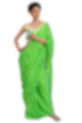 Green Shibori Digital Printed Saree Set by Pooja Bagaria at Pernia's Pop Up Shop