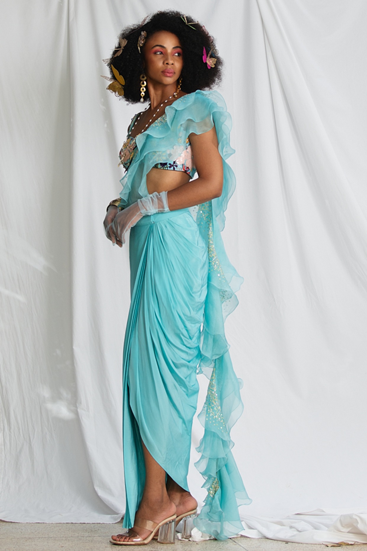 Glamrs - Now your silk saree drapes don't have to be old... | Facebook