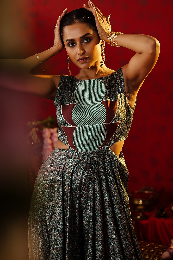 Emerald Green Natural Linen Ajrakh Printed Flowy Jumpsuit by Pooja Bagaria at Pernia's Pop Up Shop