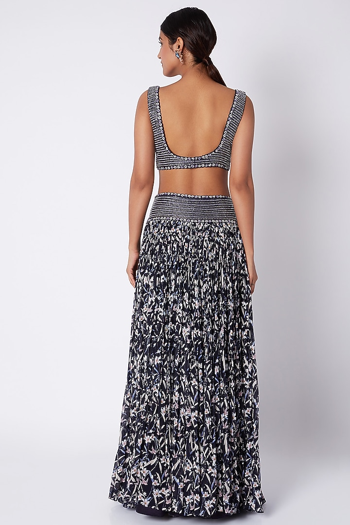 Midnight Blue Embroidered Wedding Lehenga Set by Pooja Sampat at Pernia's Pop Up Shop