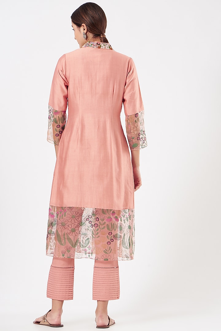 Blush Pink Chanderi Kurta Set by Pooja singhal at Pernia's Pop Up Shop