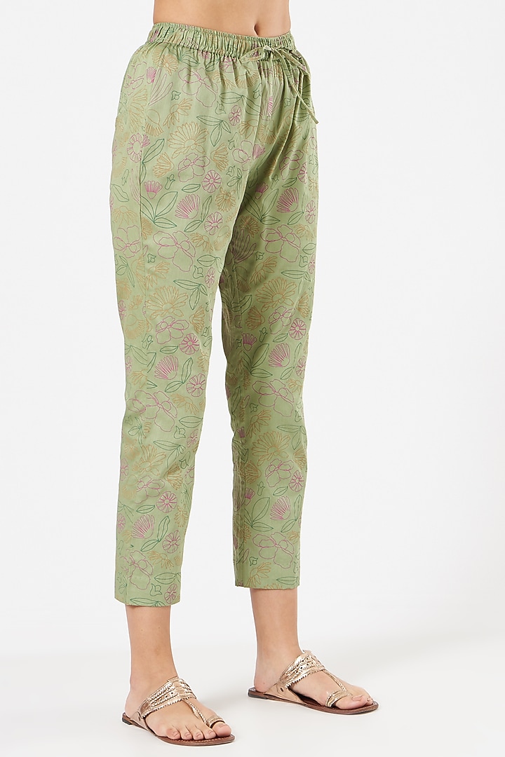 Mint Green Printed & Embroidered Kurta Set by Pooja singhal at Pernia's Pop Up Shop