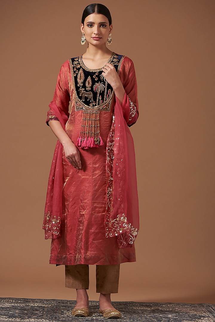 Pink Handwoven Tissue Embroidered Kurta Set by Pooja singhal