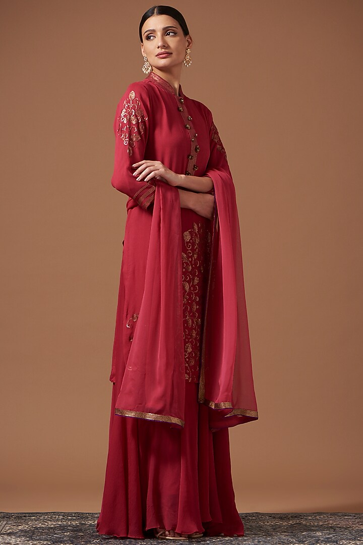Wine Chiffon Embroidered Kurta Set by Pooja singhal at Pernia's Pop Up Shop
