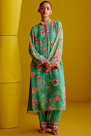 Firoza Crepe Co-Ord Set by Pooja Singhal