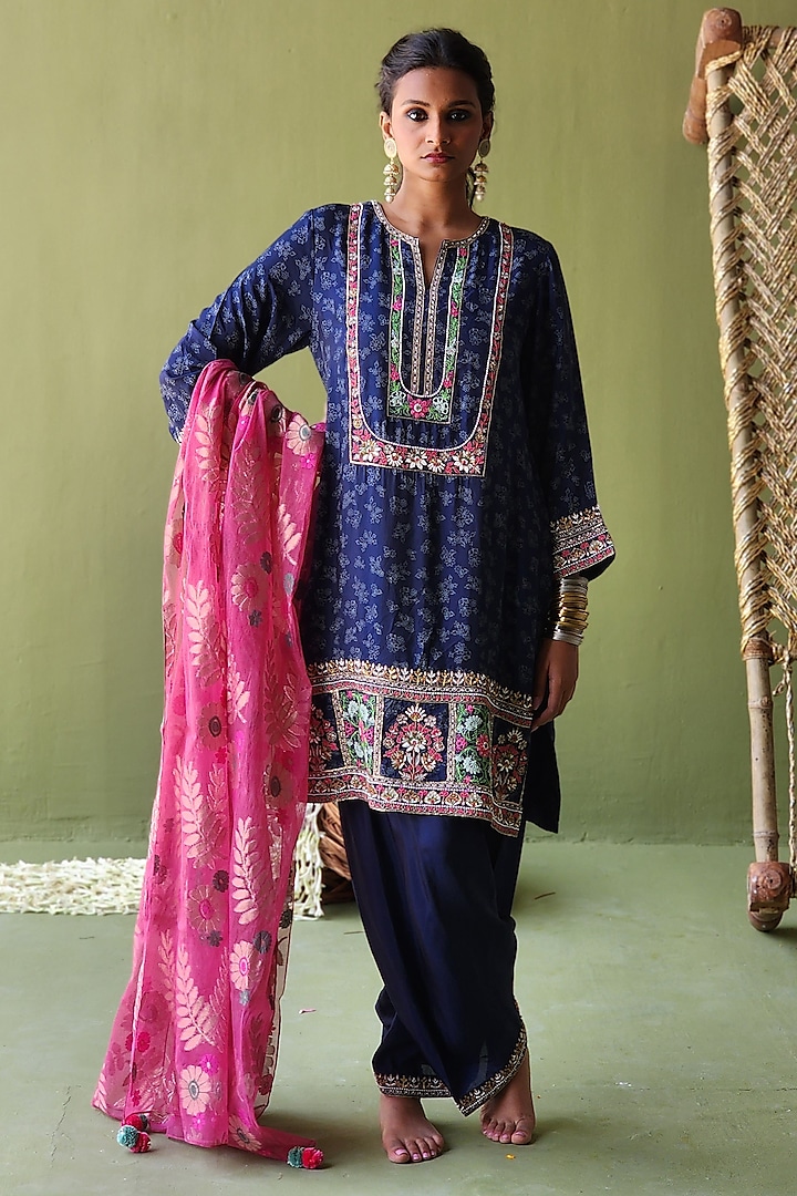 Navy Blue Silk Zari Embroidered & Floral Printed Kurta Set by Pooja Singhal at Pernia's Pop Up Shop