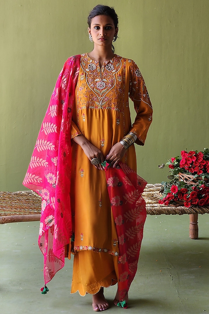 Burnt Orange Silk Thread Embroidered Kurta Set by Pooja Singhal