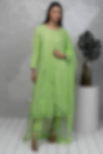 Lime Green Embroidered Kurta Set by Pooja singhal at Pernia's Pop Up Shop