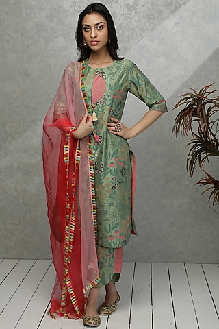 Olive Green Printed Kurta Set by Pooja singhal
