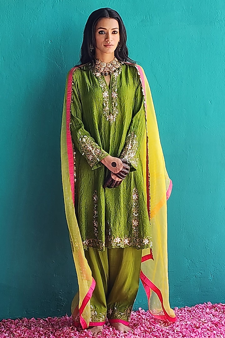 Mehendi Green Crush Silk Hand Embroidered Kurta Set by Pooja singhal at Pernia's Pop Up Shop