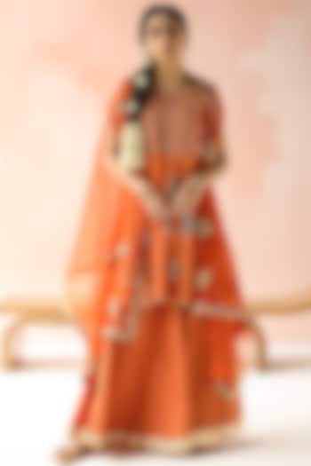 Orange Hand Embroidered & Printed Kurta Set by Pooja singhal at Pernia's Pop Up Shop
