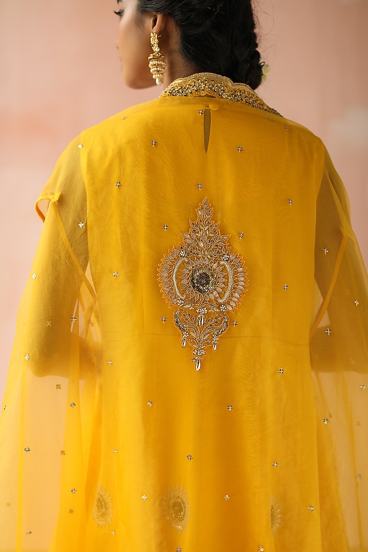 Yellow Hand Embroidered & Printed Kurta Set by Pooja singhal at Pernia's Pop Up Shop