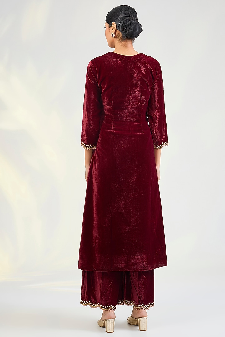 Maroon Velvet Mirror Hand Embellished Kurta Set by POULI at Pernia's Pop Up Shop