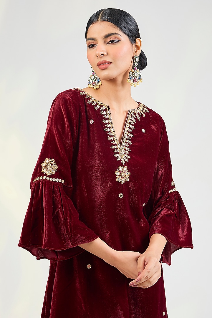 Maroon Velvet Mirror & Zardosi Embroidered Asymmetric Kurta Set by POULI at Pernia's Pop Up Shop
