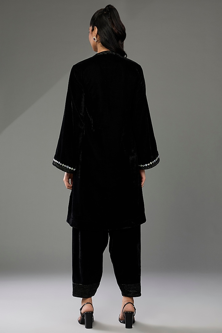 Black Velvet Mirror Embellished Kurta Set by POULI at Pernia's Pop Up Shop